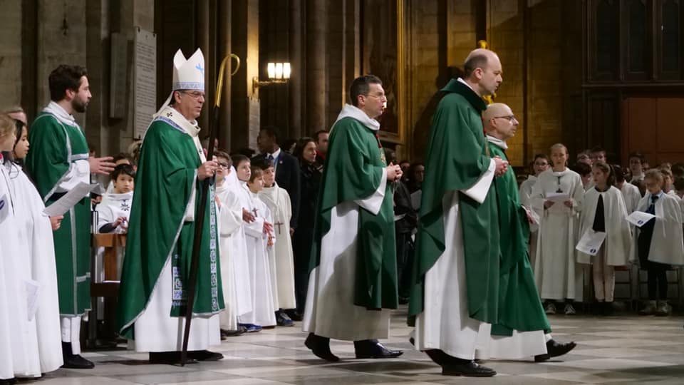 Une belle rencontre pour nos servants de messe ! Paroisse Saint